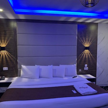 Hotel Presken Kuramo Waters Lagos Exterior foto
