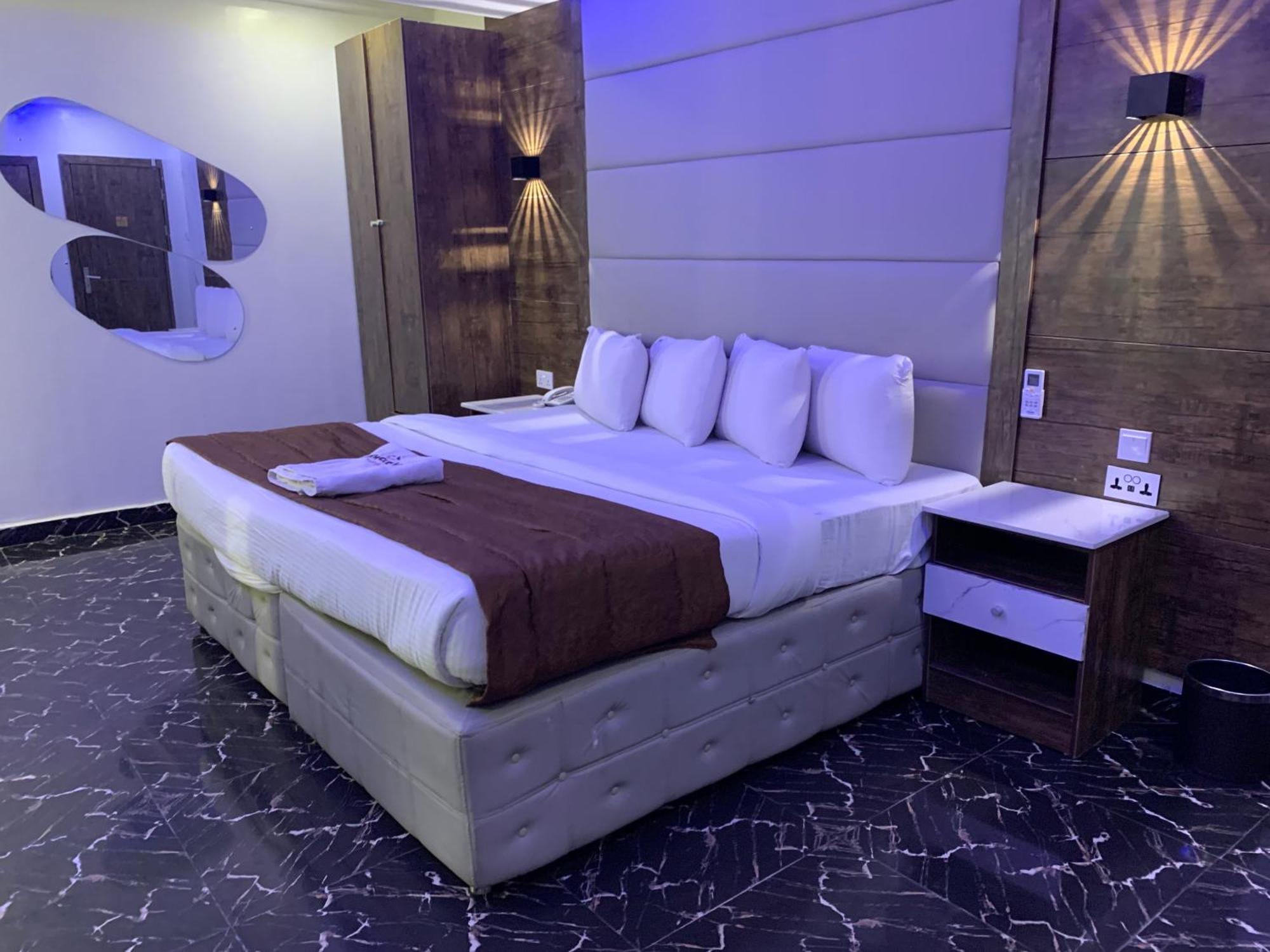 Hotel Presken Kuramo Waters Lagos Exterior foto